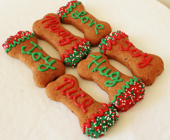 Christmas Treats for Dogs: All Natural &amp; Organic Ingredients